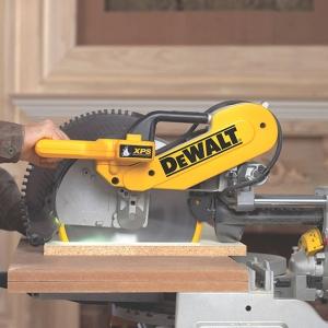 Торцовочная пила 1675 Вт, DEWALT, DWS 780